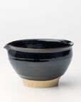 Kittachi Spouted Chawan—Black